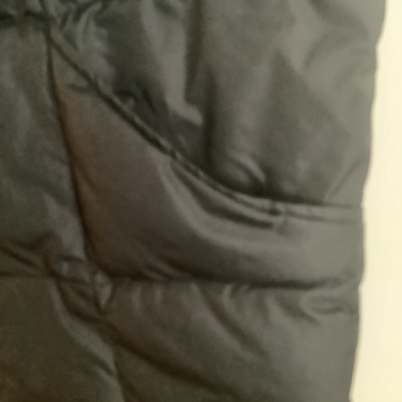 Lands End Down Vest - Picture 4 of 5